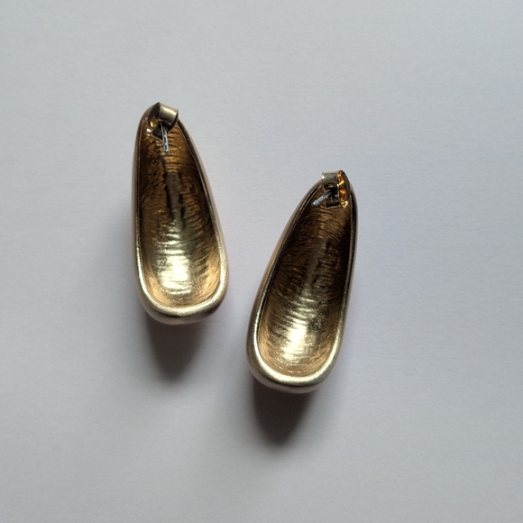 Gold Glam Chunky earrings - Picture 5 of 5